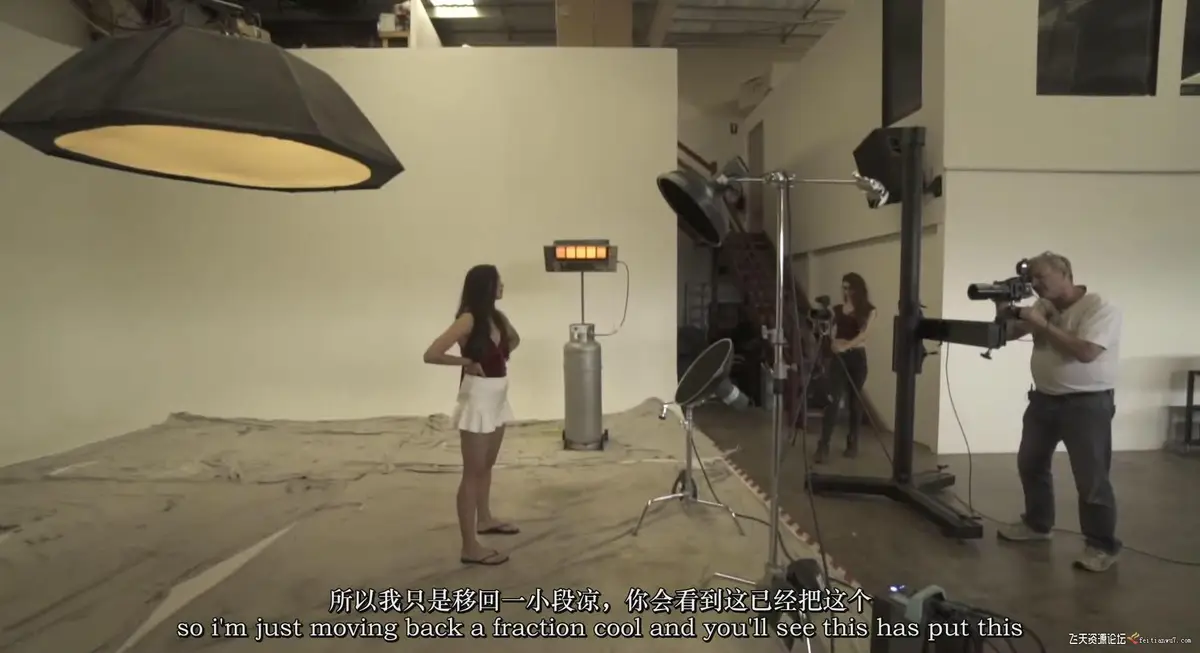 <a href='https://www.sblzyw.com/tag/%e4%ba%ba%e5%83%8f%e6%91%84%e5%bd%b1'>人像摄影</a>, <a href='https://www.sblzyw.com/tag/%e5%95%86%e4%b8%9a%e5%b8%83%e5%85%89'>商业布光</a>, <a href='https://www.sblzyw.com/tag/%e6%a3%9a%e6%8b%8d%e4%ba%ba%e5%83%8f'>棚拍人像</a>, <a href='https://www.sblzyw.com/tag/%e5%90%8e%e6%9c%9f%e4%bf%ae%e9%a5%b0'>后期修饰</a>, <a href='https://www.sblzyw.com/tag/%e4%b8%ad%e6%80%a7%e7%81%b0'>中性灰</a>, <a href='https://www.sblzyw.com/tag/%e9%a2%91%e7%8e%87%e5%88%86%e7%a6%bb'>频率分离</a>, <a href='https://www.sblzyw.com/tag/peter-coulson'>Peter Coulson</a>, <a href='https://www.sblzyw.com/tag/%e5%bd%b1%e6%a3%9a%e5%b8%83%e5%85%89'>影棚布光</a>, <a href='https://www.sblzyw.com/tag/%e7%9a%ae%e8%82%a4%e4%bf%ae%e9%a5%b0'>皮肤修饰</a>, <a href='https://www.sblzyw.com/tag/%e8%b0%83%e8%89%b2%e9%80%bb%e8%be%91'>调色逻辑</a>, <a href='https://www.sblzyw.com/tag/%e7%94%b5%e5%bd%b1%e8%b4%a8%e6%84%9f'>电影质感</a>, <a href='https://www.sblzyw.com/tag/%e6%a8%a1%e7%89%b9%e8%b0%83%e5%ba%a6'>模特调度</a> (5)